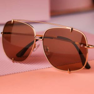 Lentoce - Oversized sunglasses.