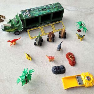 Deenodi - 17 in 1 - truck, figures and cars of dinosaur.
